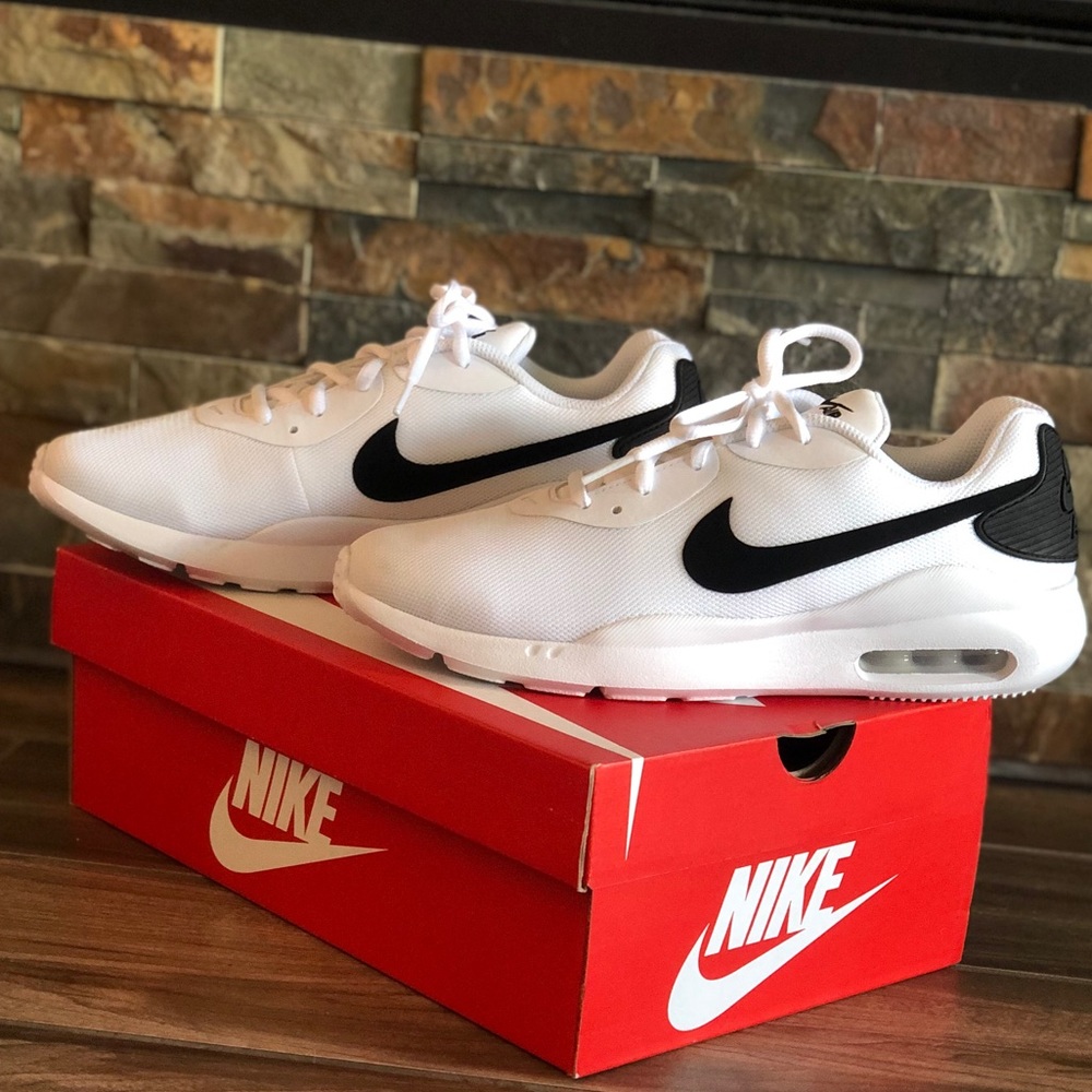 Nike Air Max Oketo